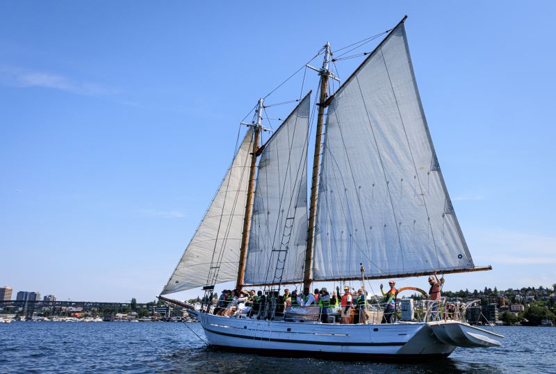 Lavengro sailing on South Lake Union during a Sunday public sail with the Center for Wooden Boats